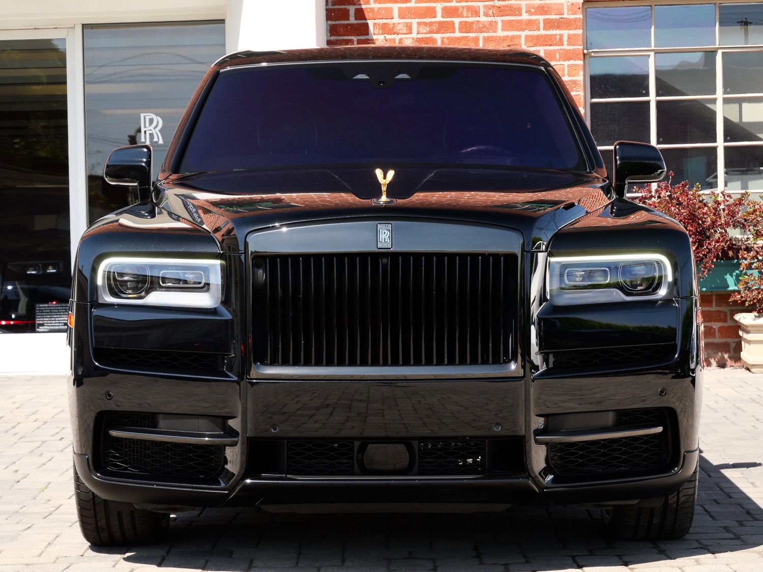 Certified 2022 Rolls-Royce Cullinan Black Badge w/ Dark Exterior Package AWD/4WD image 5