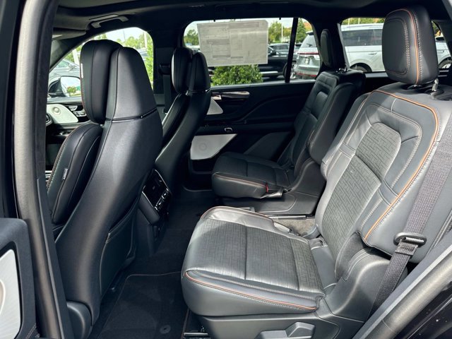 New 2025 Lincoln Aviator Black Label image 16