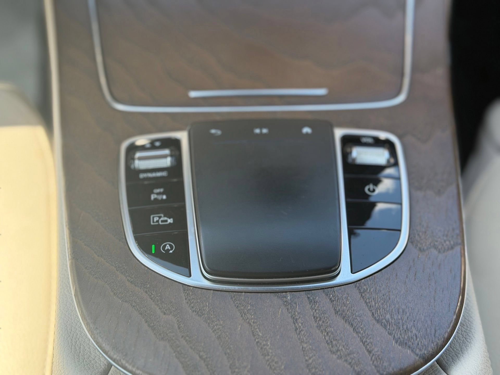 Used 2021 Mercedes-Benz E 350 Sedan image 23