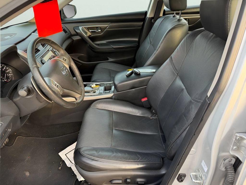 Used 2015 Nissan Altima 3.5 SL FWD image 18