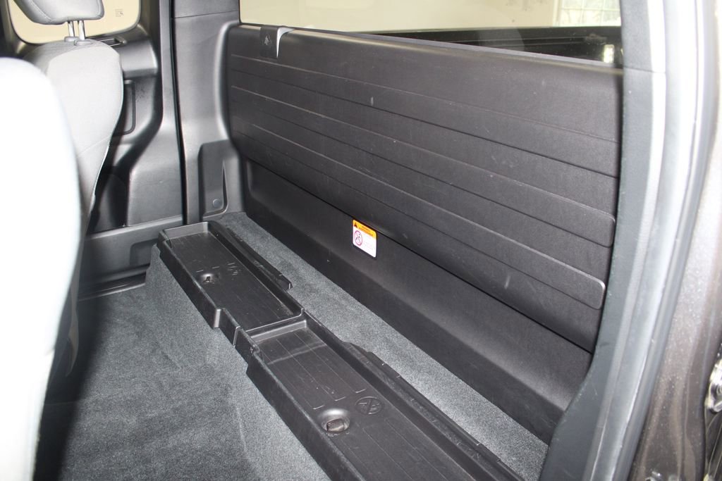 Used 2022 Toyota Tacoma SR image 22