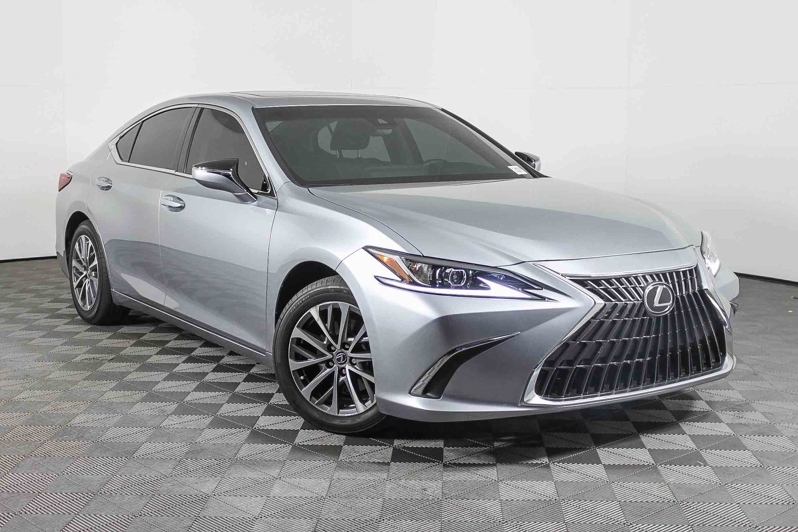 Used 2025 Lexus ES 350