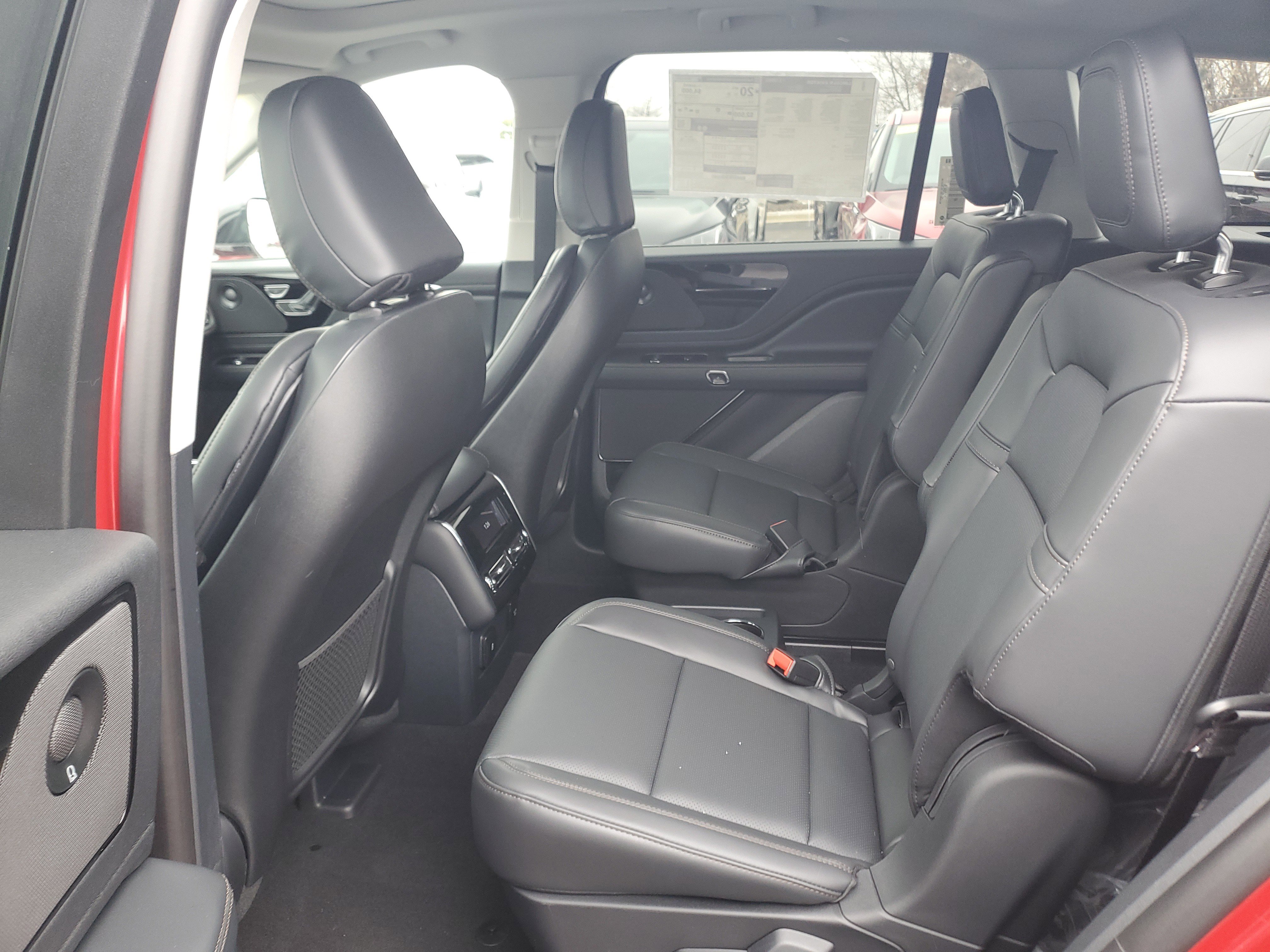 New 2026 Lincoln Aviator AWD image 23
