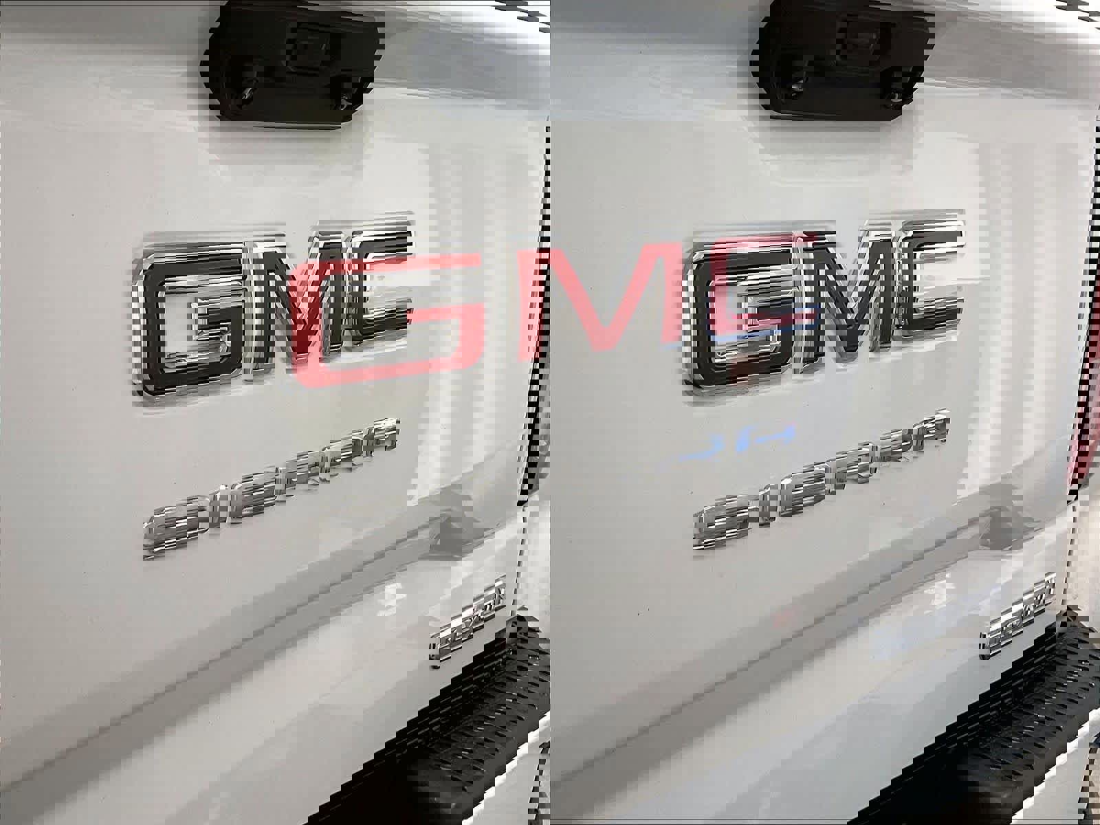 Used 2023 GMC Sierra 1500 Elevation image 29