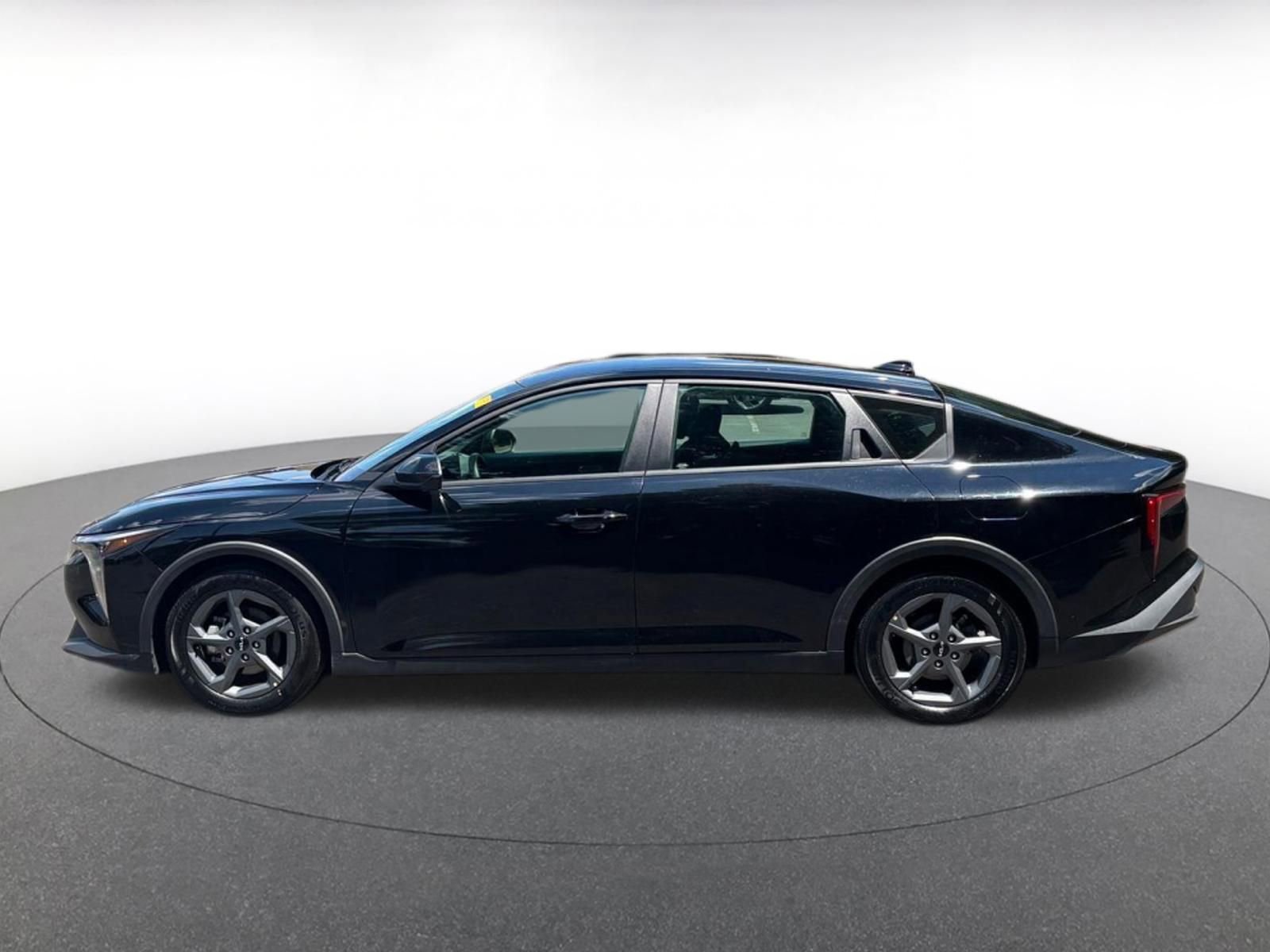 Used 2025 Kia K4 FWD image 10