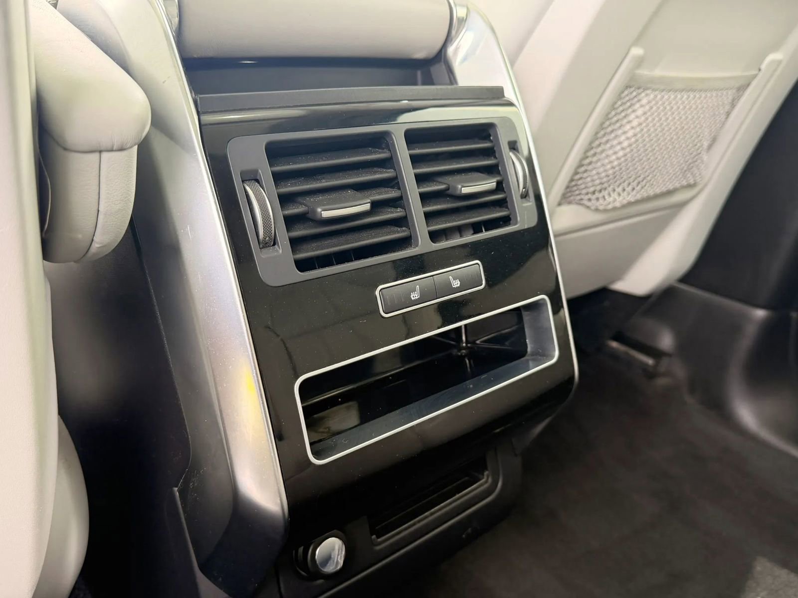 Used 2016 Land Rover Range Rover Sport HSE AWD/4WD image 30