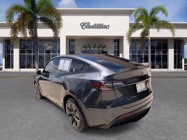 Used 2024 Tesla Model Y Long Range AWD/4WD image 11