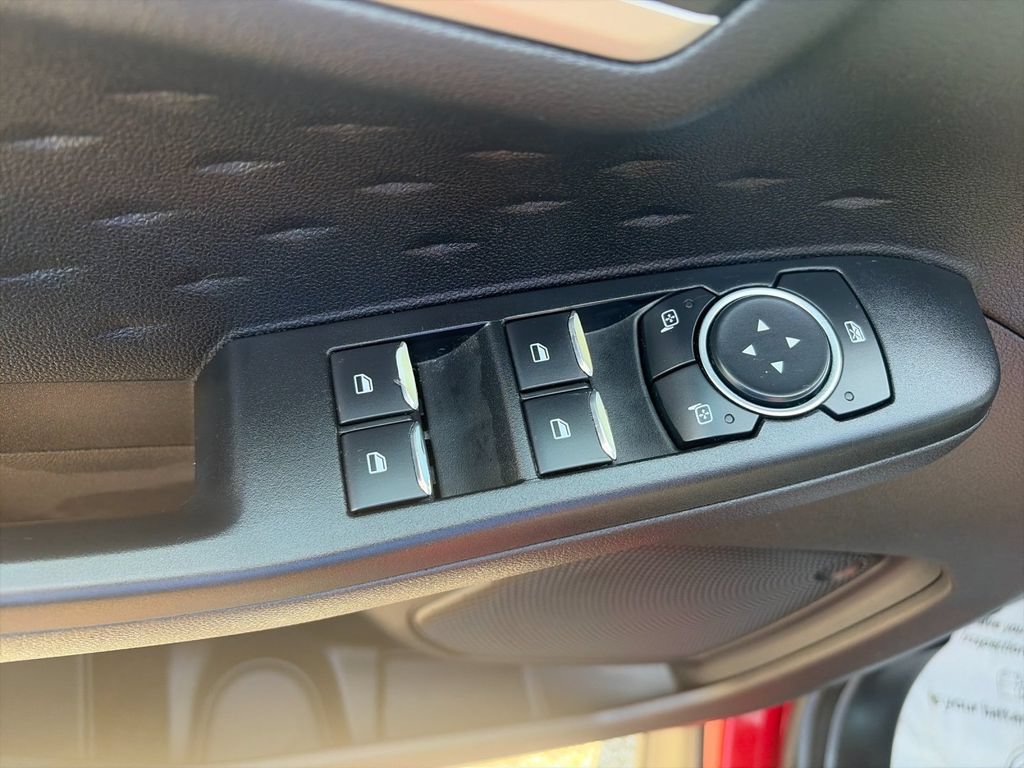 Used 2020 Ford Escape SE AWD/4WD image 13