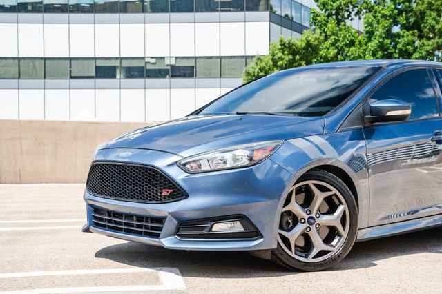Used 2018 Ford Focus ST image 37