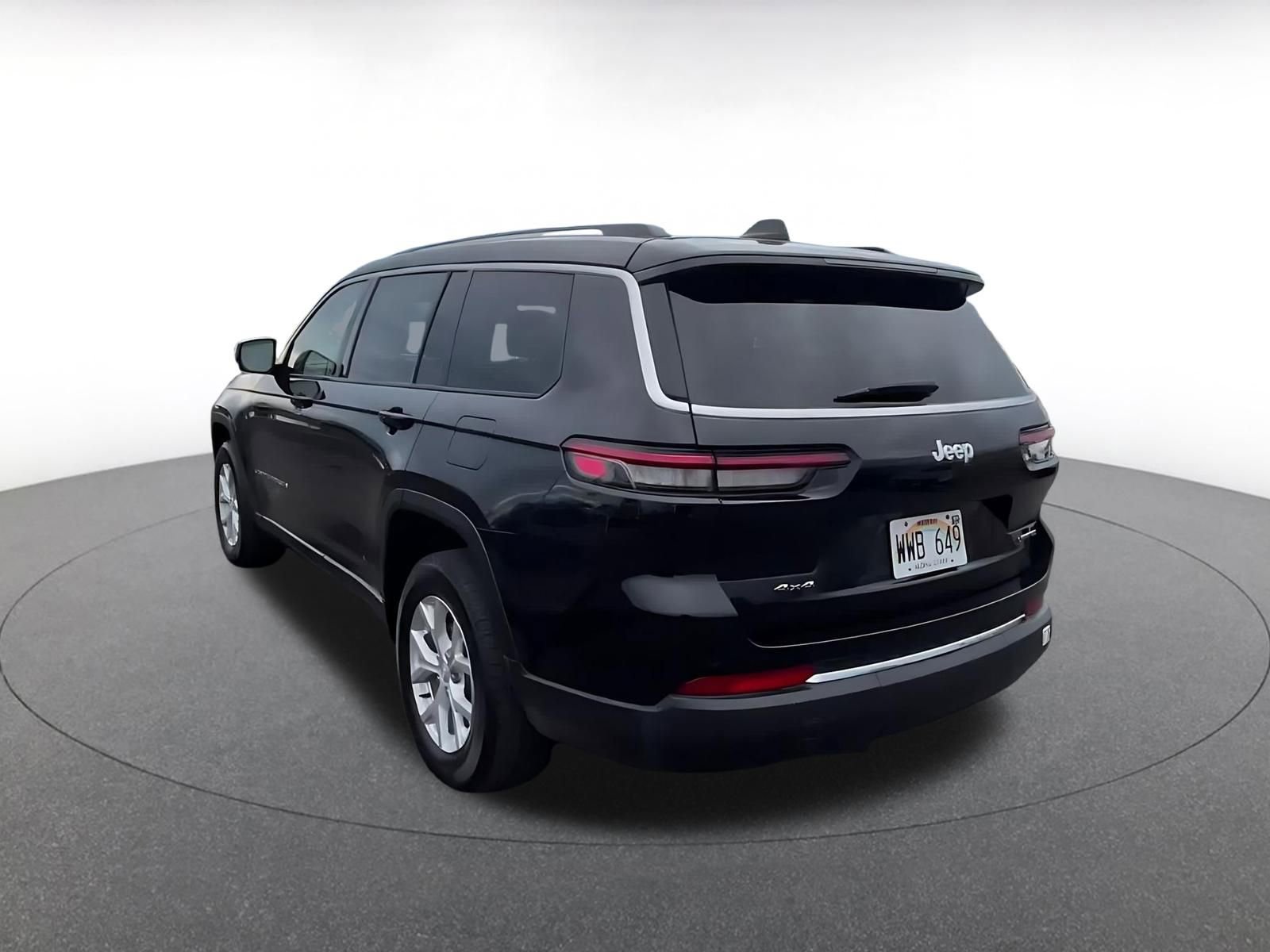 Used 2023 Jeep Grand Cherokee L Limited image 11