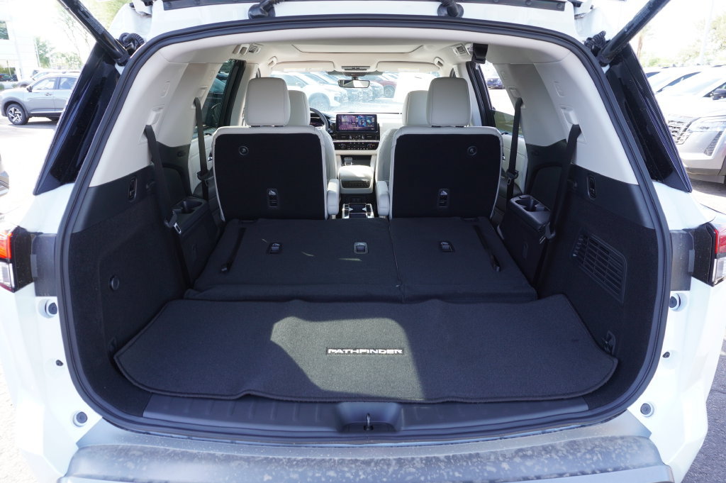 New 2026 Nissan Pathfinder SL FWD image 8