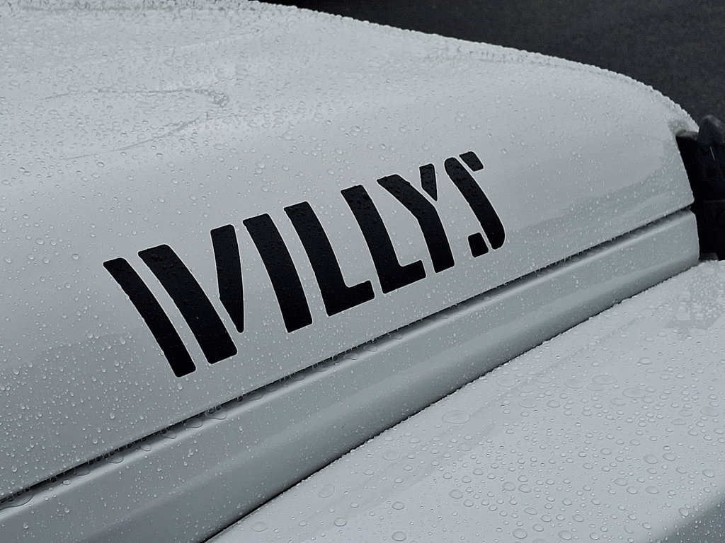 Certified 2022 Jeep Gladiator Willys image 17