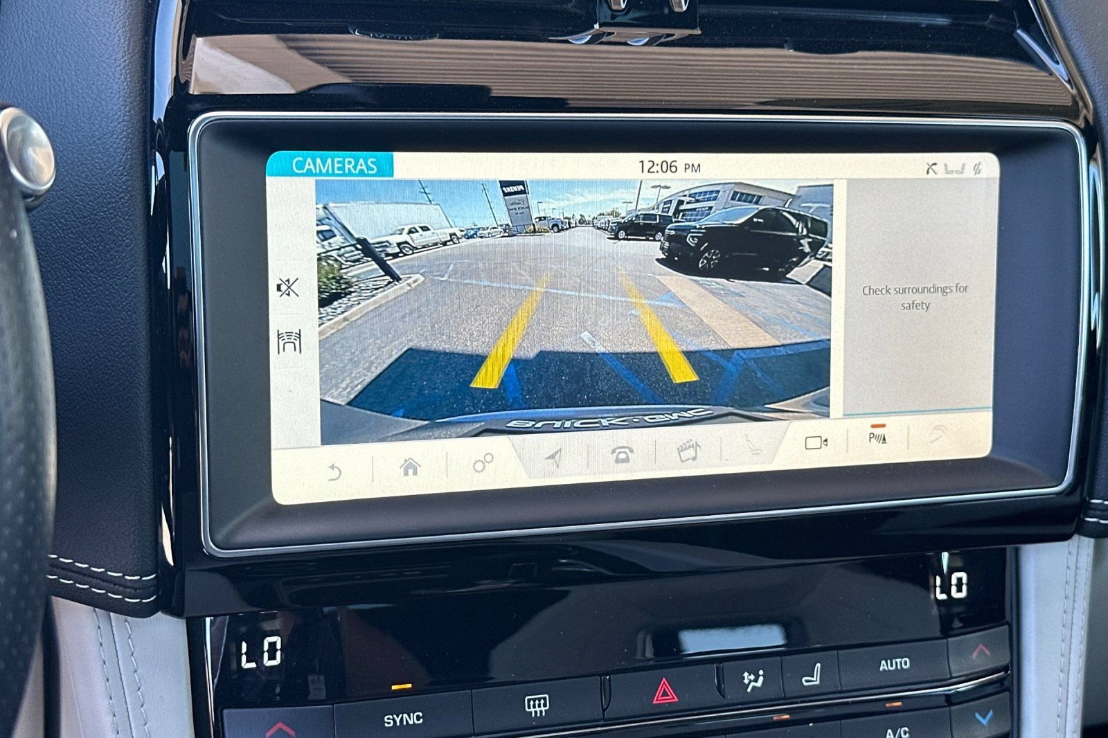 Used 2020 Jaguar F-PACE SVR AWD/4WD image 28