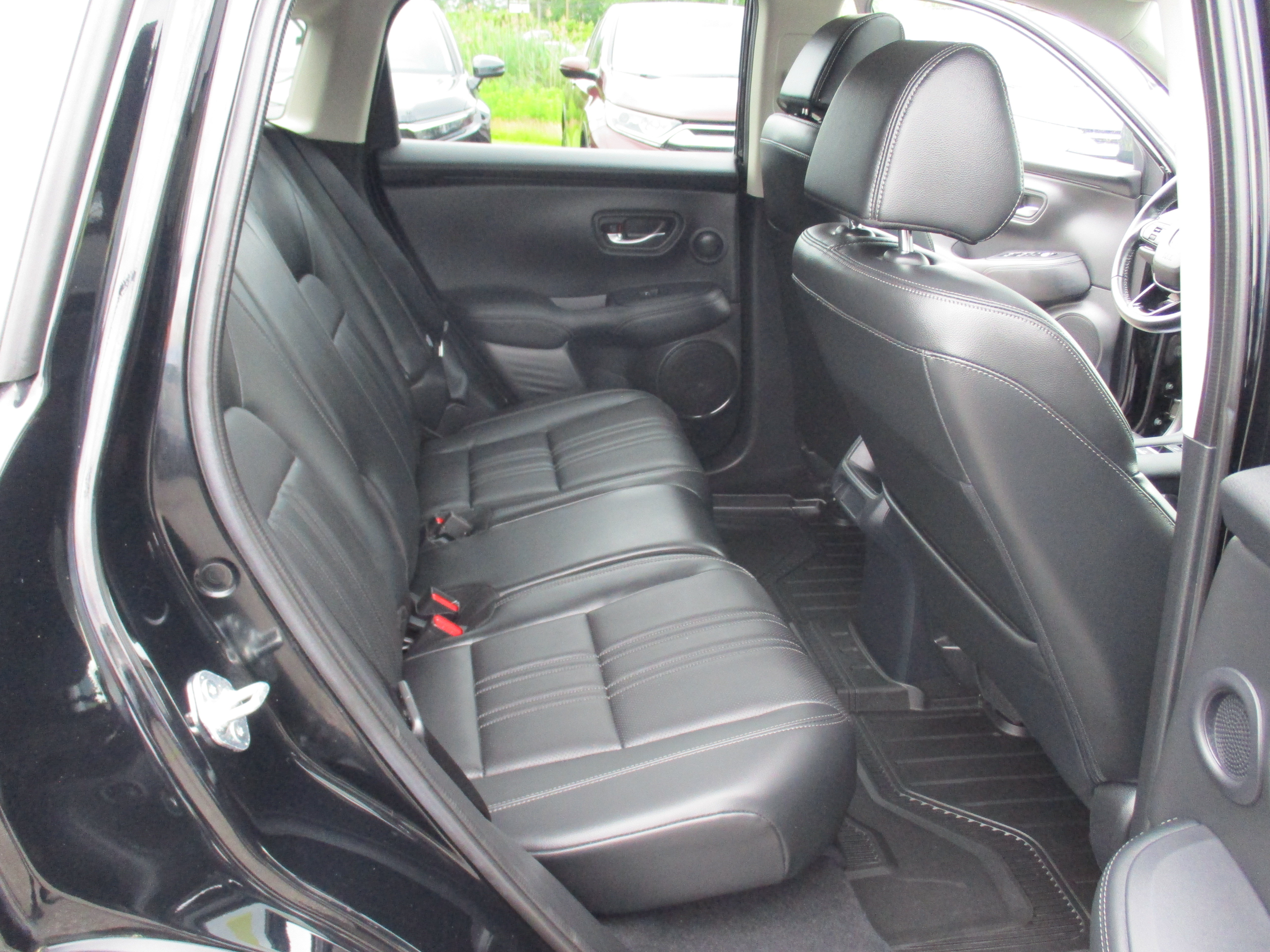 Certified 2024 Honda HR-V EX-L image 15