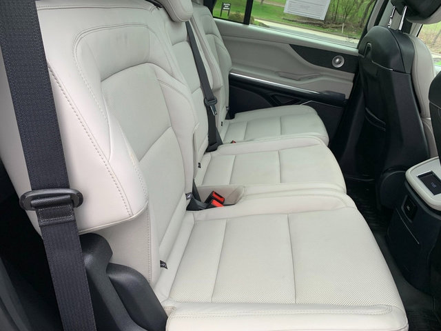 Certified 2025 Lincoln Navigator Reserve image 15