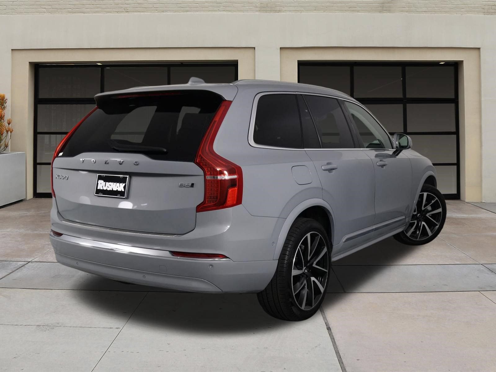 Certified 2024 Volvo XC90 B6 Ultimate AWD/4WD image 4