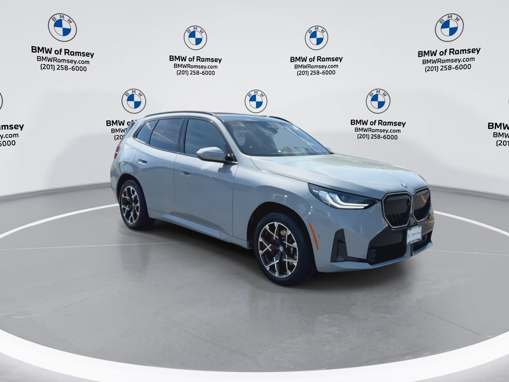 Used 2026 BMW X3 xDrive30i w/ Premium Package AWD/4WD image 2