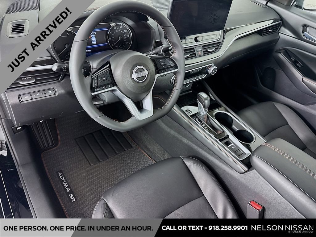 Certified 2025 Nissan Altima 2.5 SR w/ SR Premium Package image 9