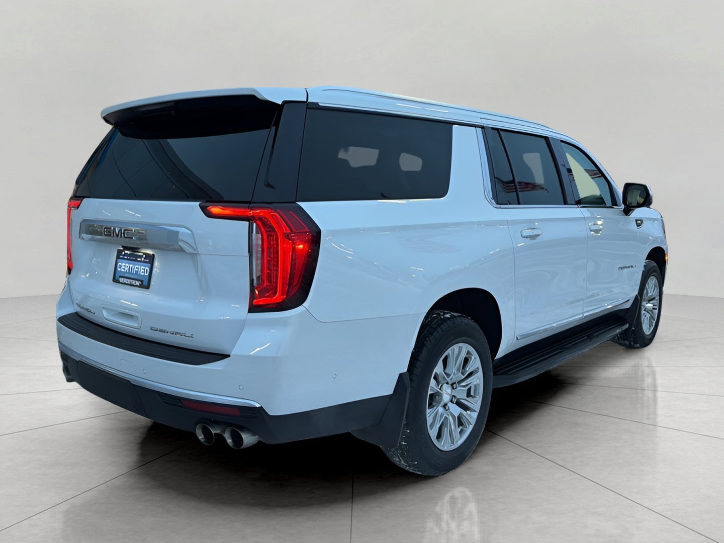 Certified 2024 GMC Yukon XL Denali w/ Advanced Technology Package image 3