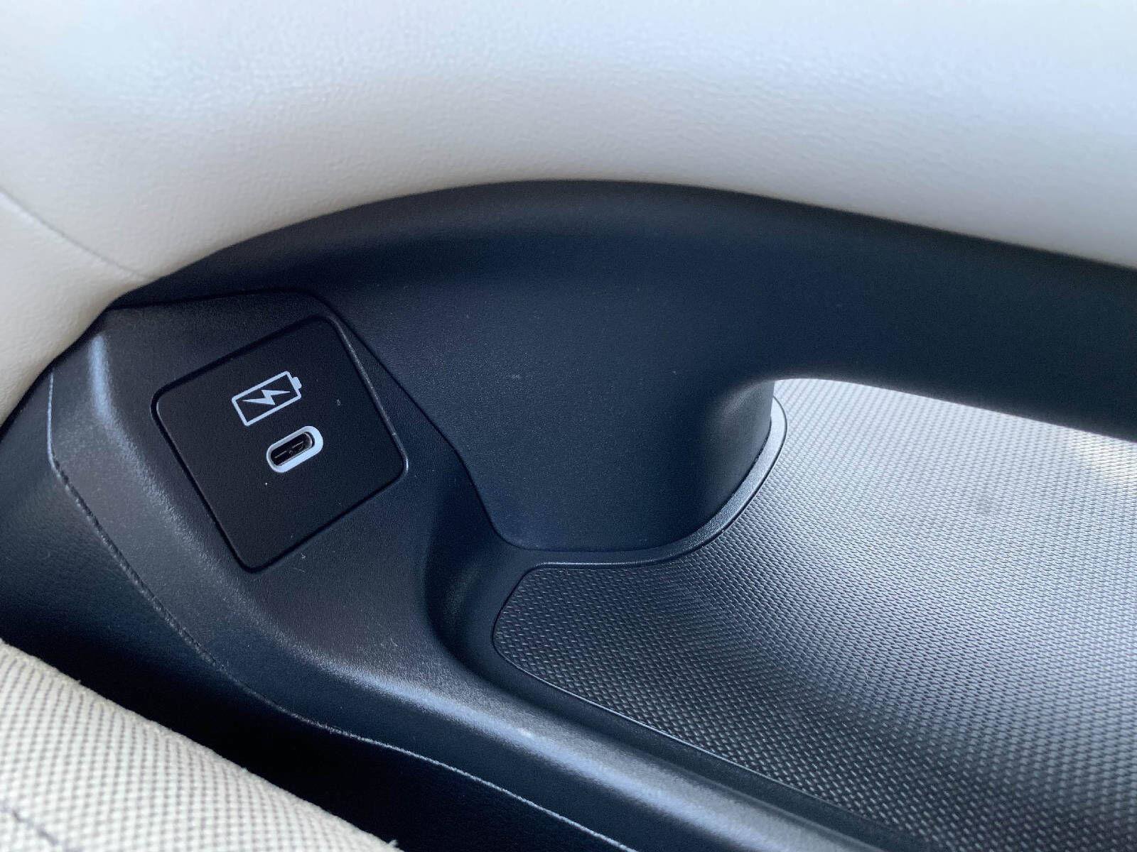 Certified 2026 Honda HR-V LX image 24