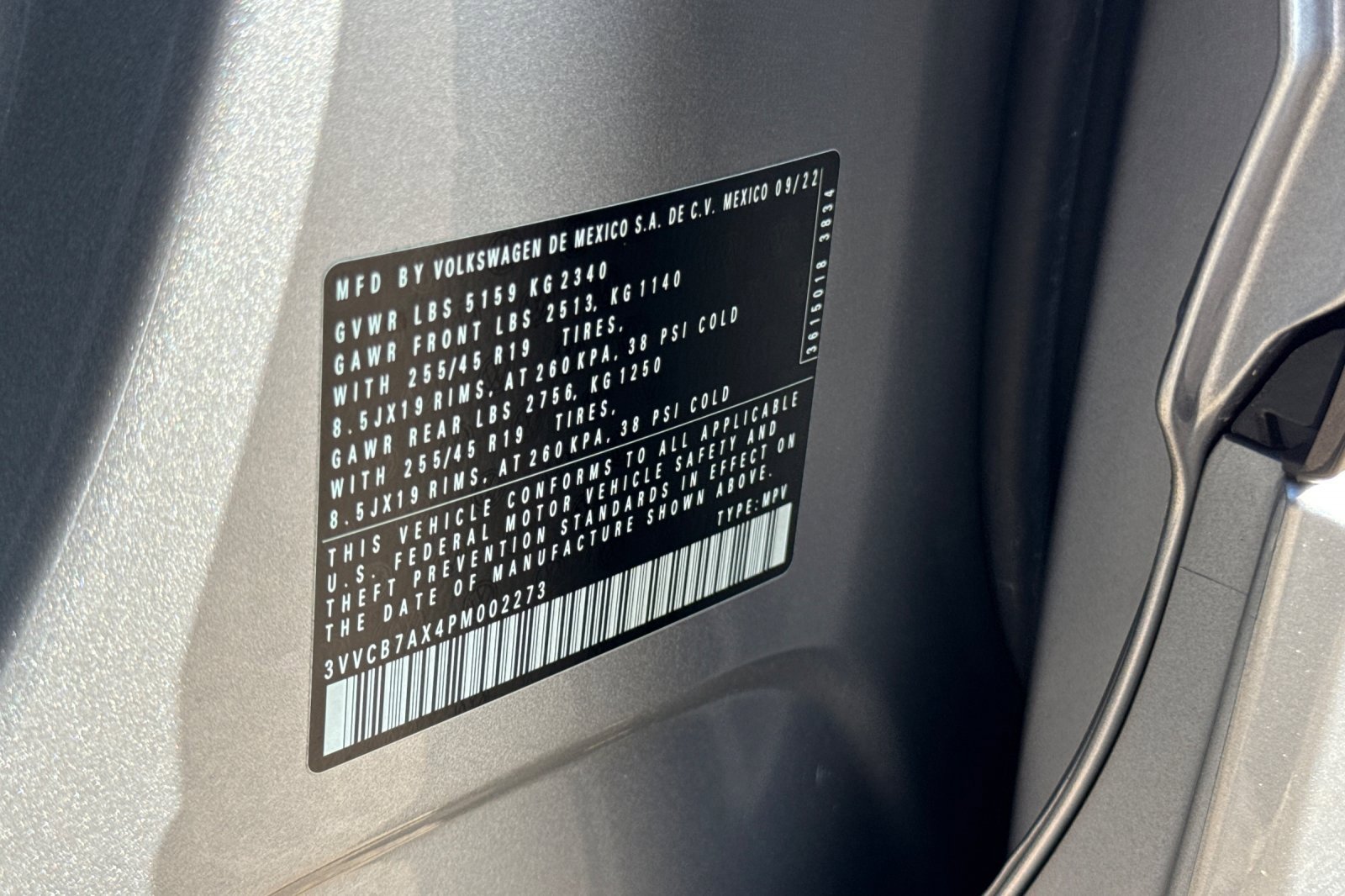 Used 2023 Volkswagen Tiguan SE R-Line image 29