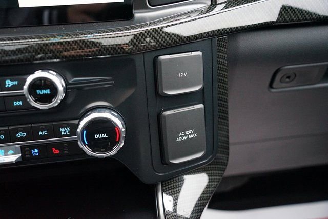 New 2025 Ford F150 Lariat w/ Equipment Group 501A Mid image 17