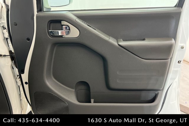 Used 2018 Nissan Frontier PRO-4X AWD/4WD image 22