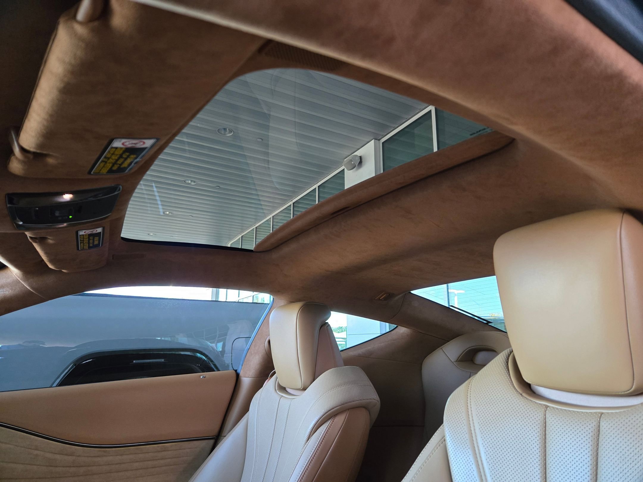 Used 2018 Lexus LC 500 Coupe w/ Touring Package image 11