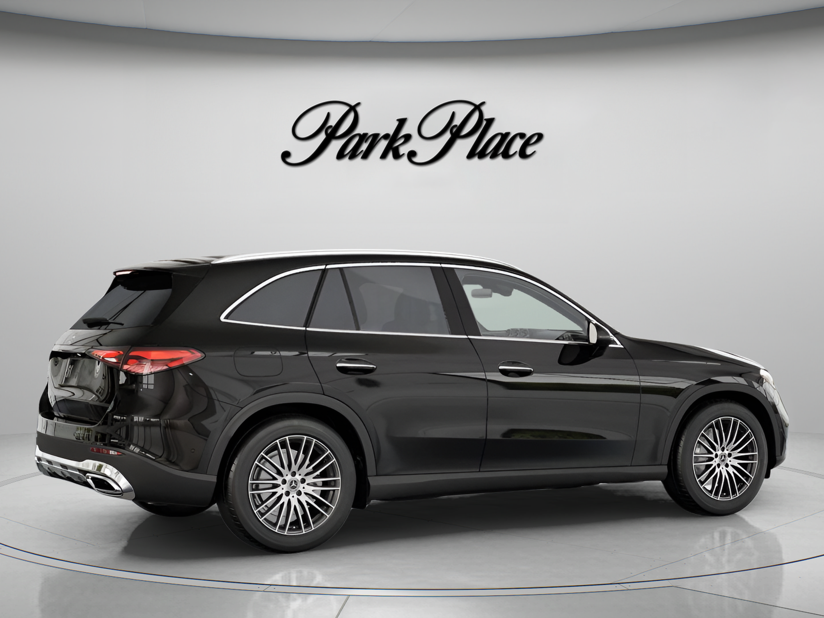 Used 2026 Mercedes-Benz GLC 300 image 23