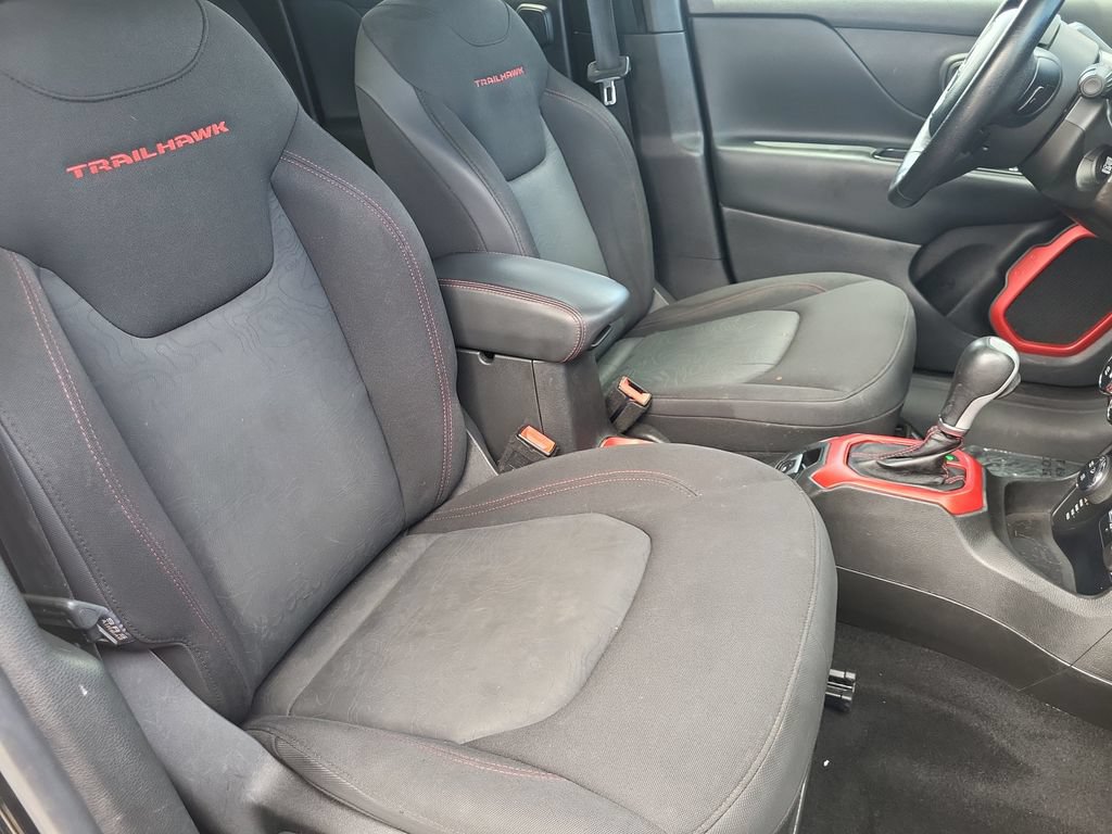 Used 2015 Jeep Renegade Trailhawk w/ Safety & Security Group I AWD/4WD image 20