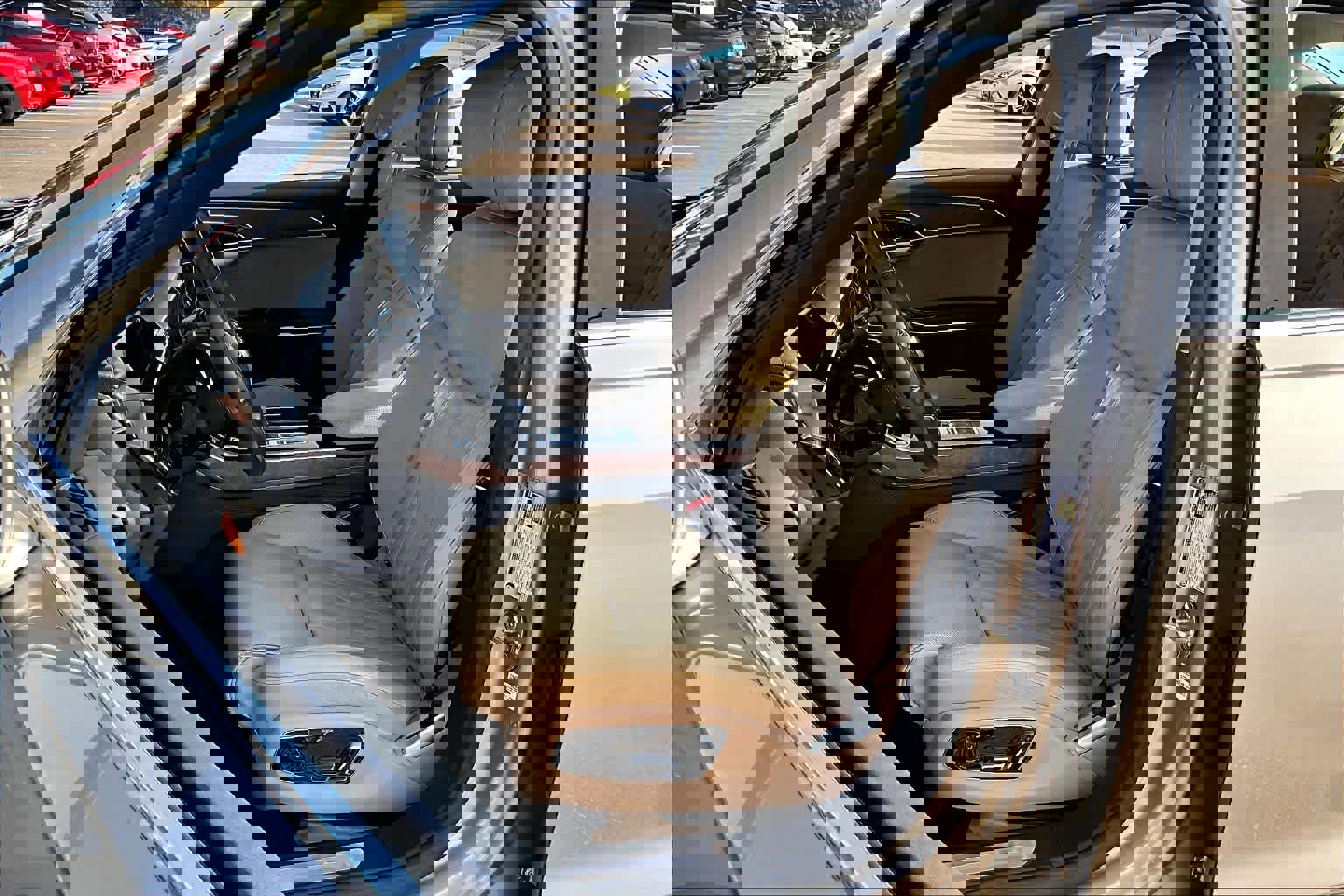 Used 2019 Audi A8 L 3.0T w/ Executive Package image 6