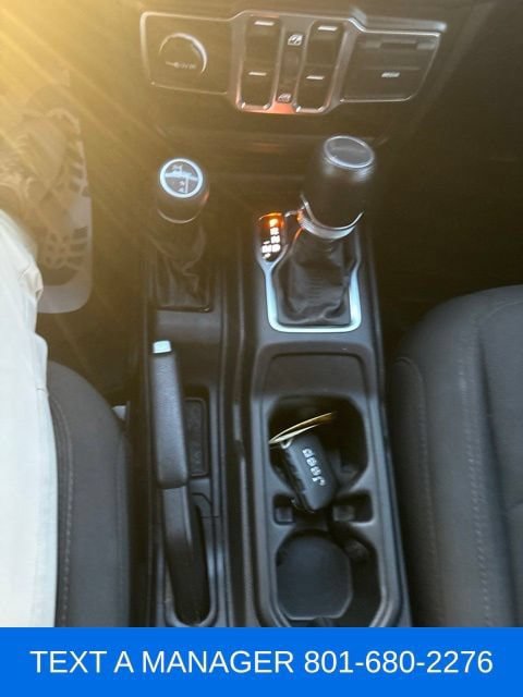 Used 2023 Jeep Gladiator Sport AWD/4WD image 19