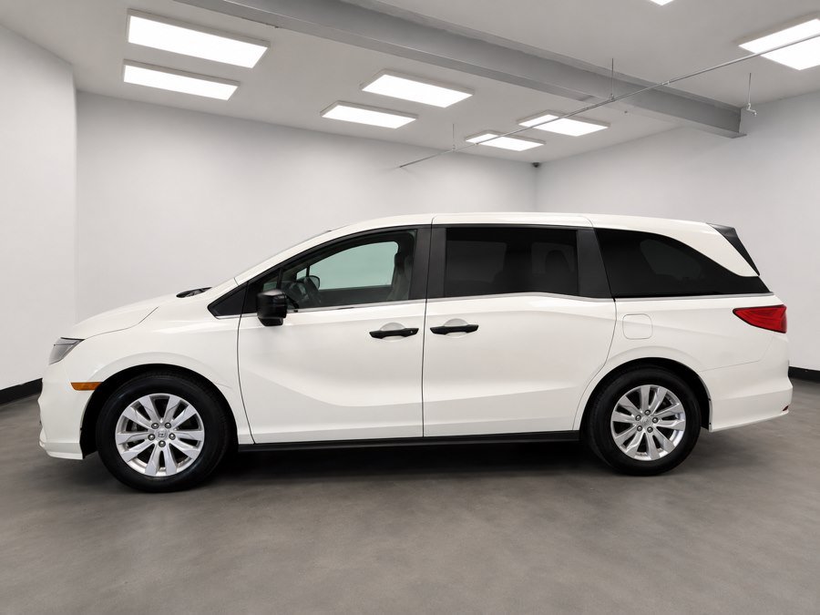 Used 2018 Honda Odyssey LX image 4