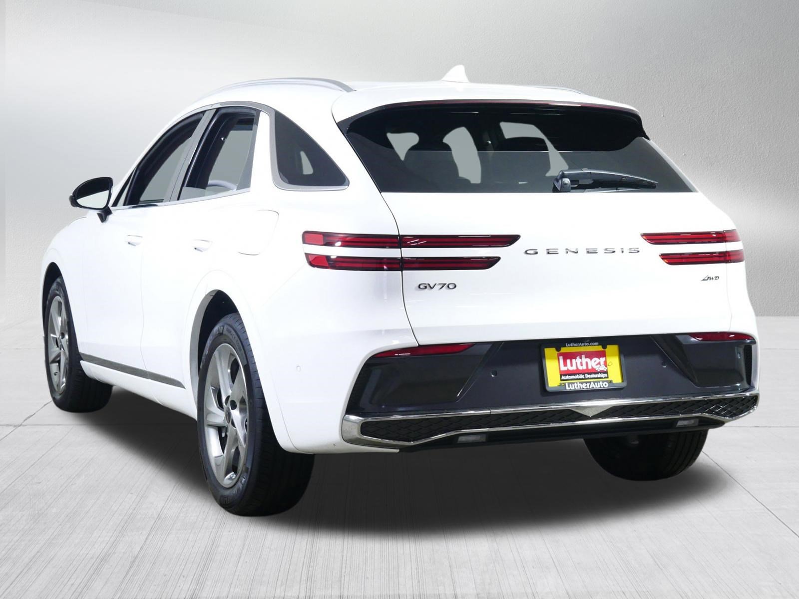 Used 2026 Genesis GV70 2.5T Advanced image 5