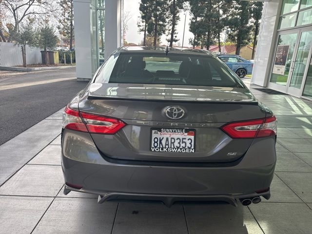 Used 2020 Toyota Camry SE image 4