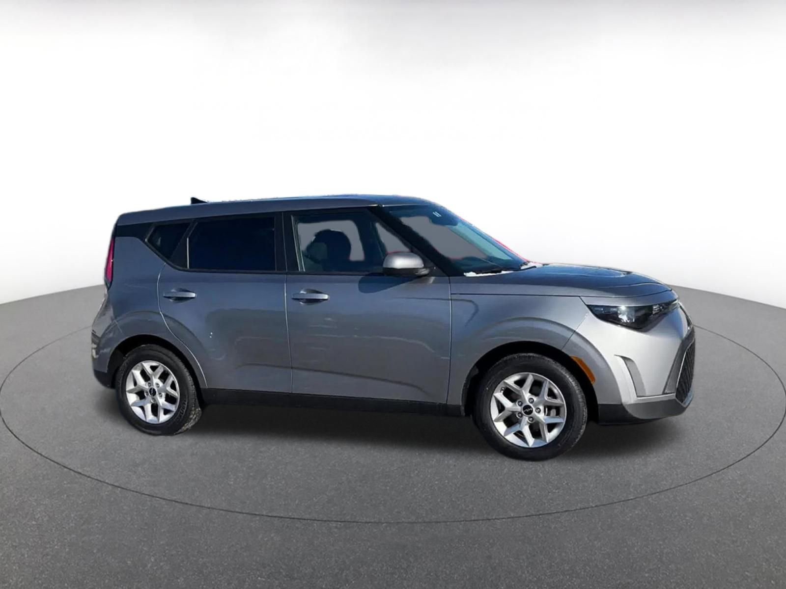 Used 2025 Kia Soul LX w/ LX Technology Package video 2