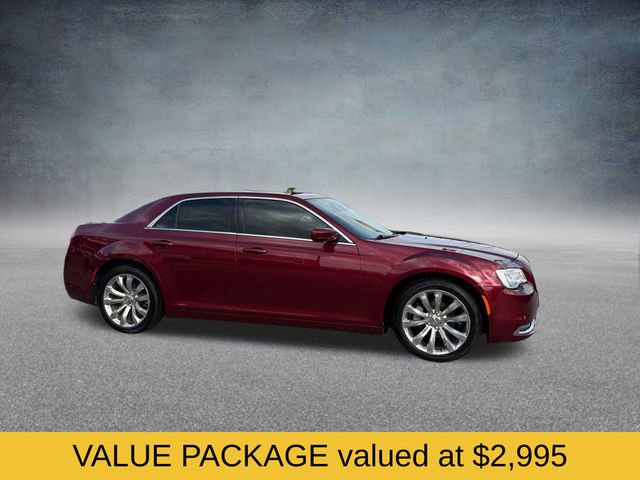 Used 2019 Chrysler 300 Touring w/ Quick Order Package 2EF image 3