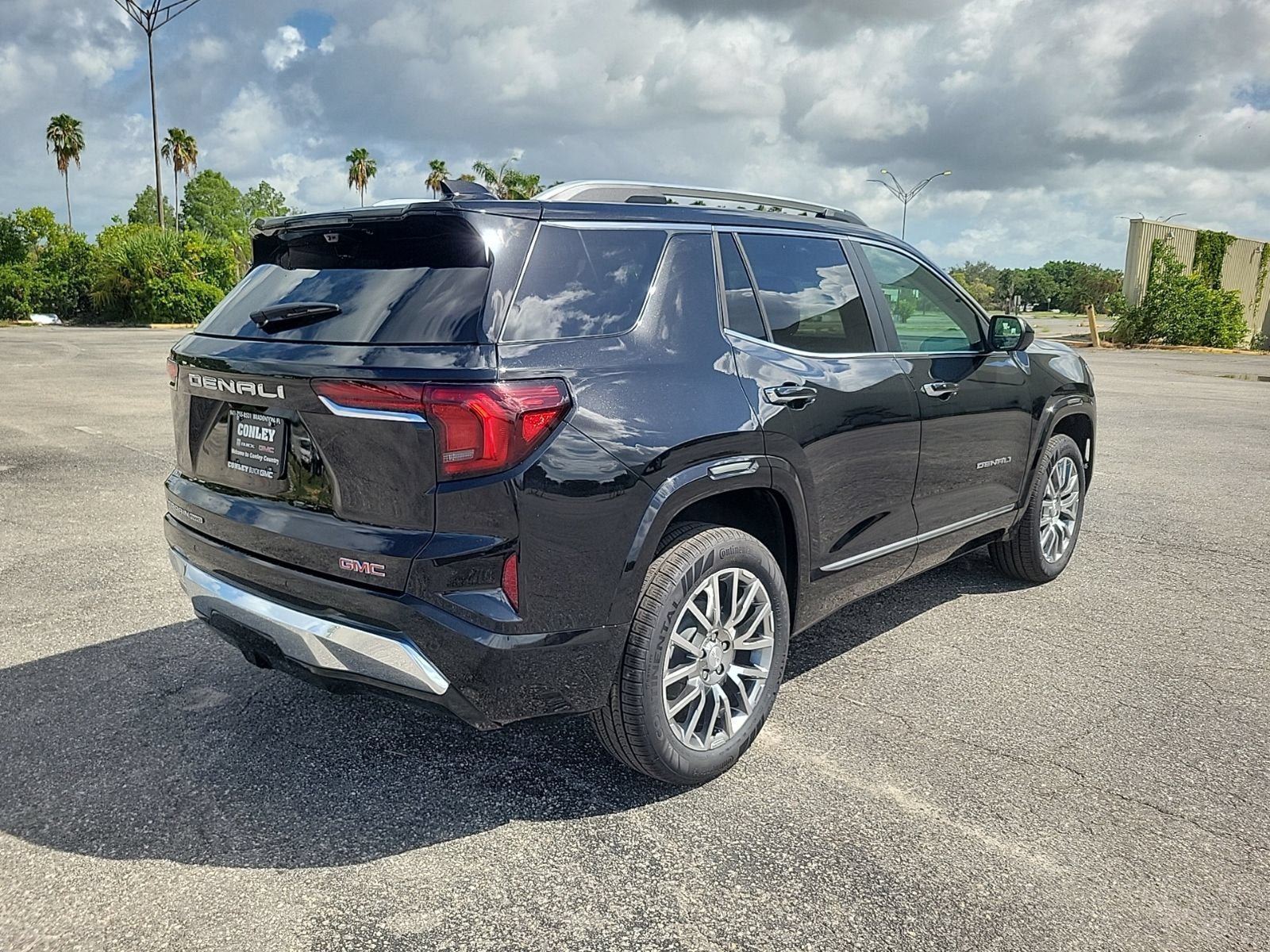 New 2026 GMC Terrain Denali AWD/4WD image 5