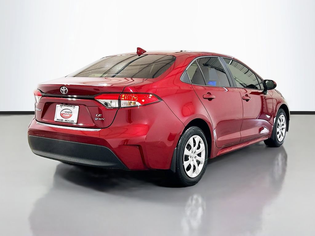 Used 2026 Toyota Corolla LE image 4