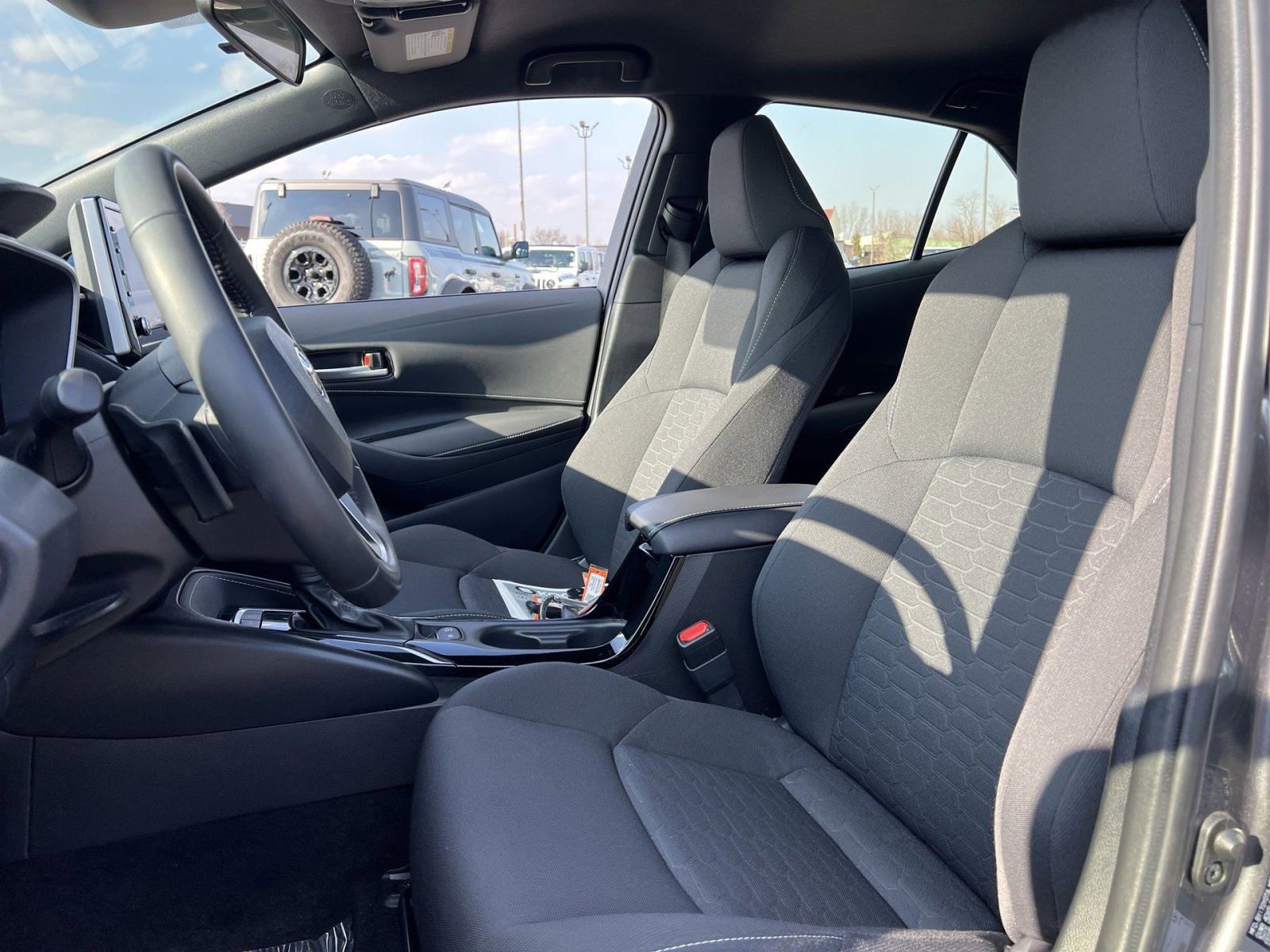 Used 2022 Toyota Corolla SE image 13