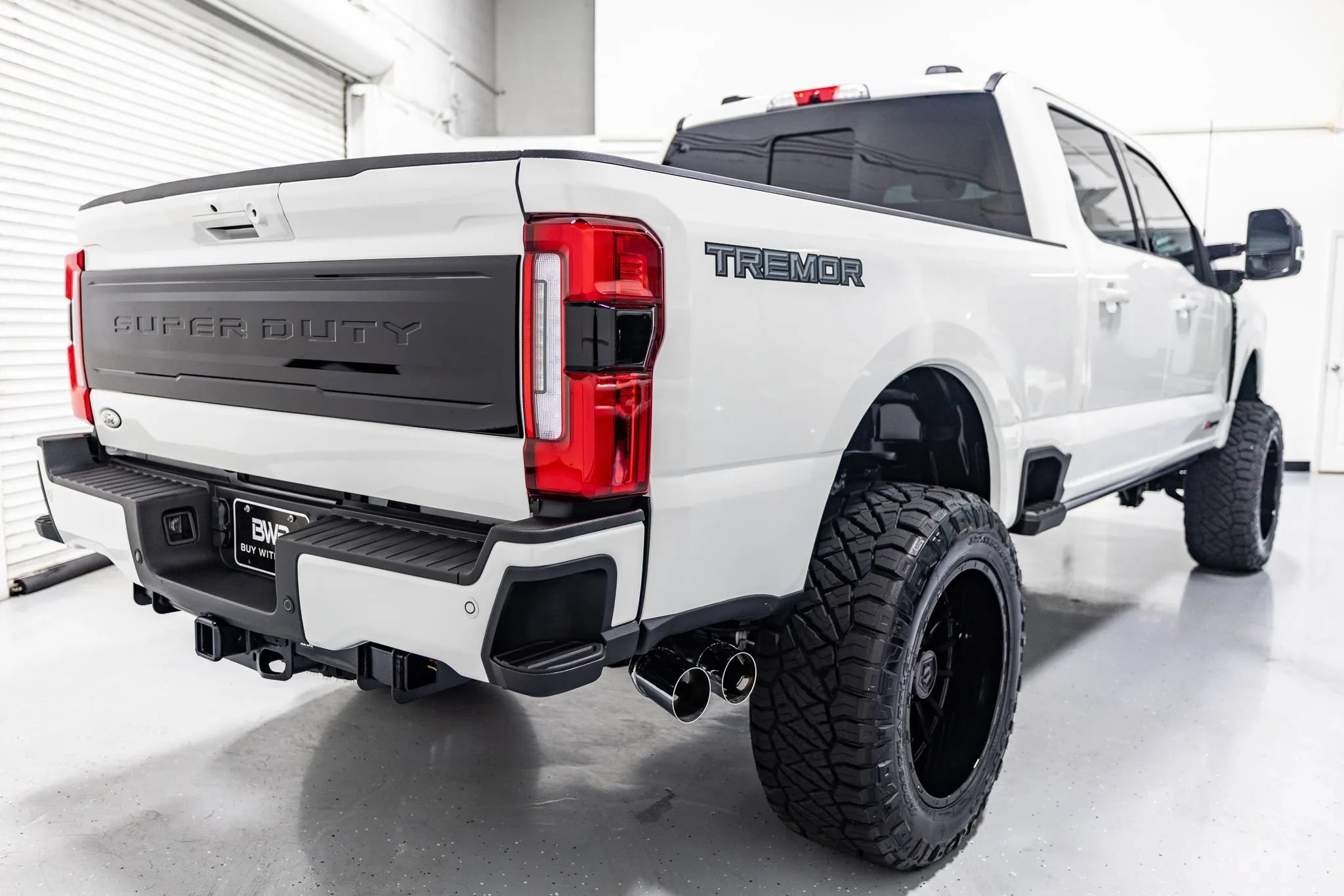 Used 2026 Ford F250 Platinum w/ Tremor Off-Road Package AWD/4WD image 20