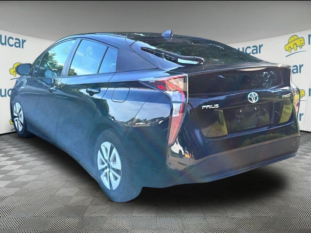 Used 2016 Toyota Prius Three FWD image 5