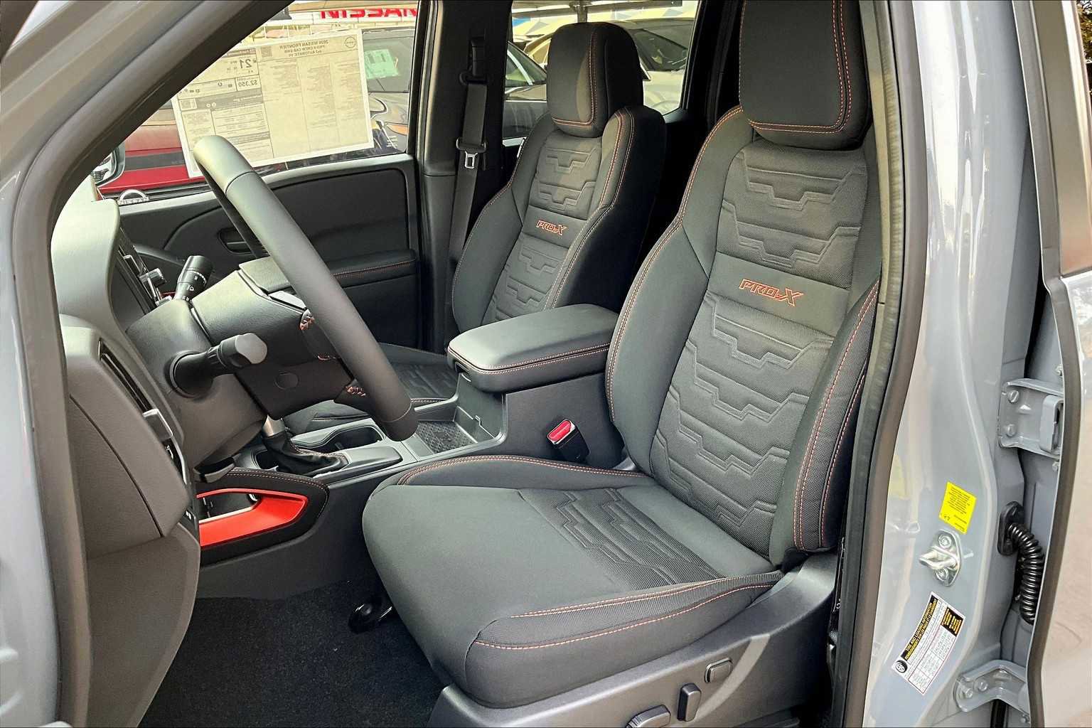 New 2026 Nissan Frontier Pro-X w/ Pro-X Convenience Package RWD image 9