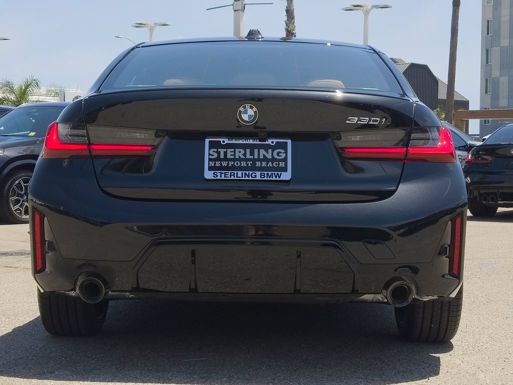 New 2026 BMW 330i Sedan w/ M Sport Package RWD image 9