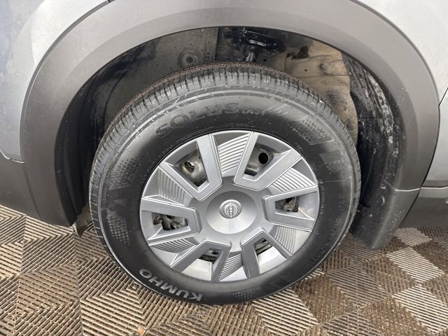 Used 2025 Nissan Kicks S image 26