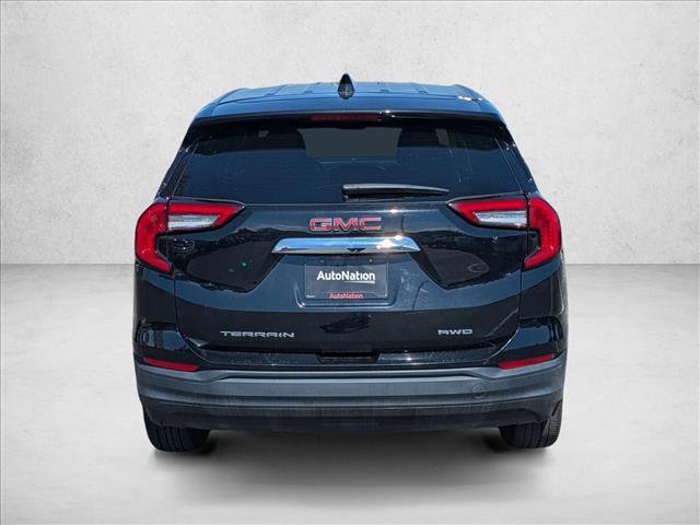 Used 2024 GMC Terrain SLE AWD/4WD image 7