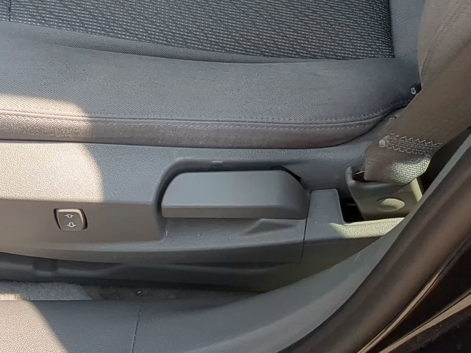 Used 2013 Chevrolet Malibu LS w/ Protection Package FWD image 17