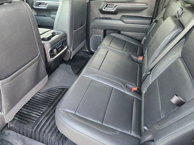 Used 2025 Chevrolet Silverado 1500 LTZ image 40