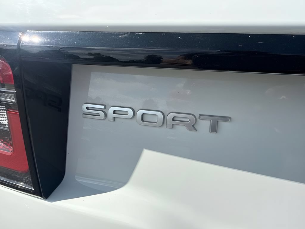 Used 2025 Land Rover Discovery Sport S AWD/4WD image 28