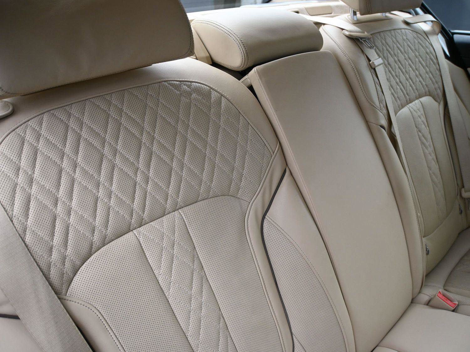 Used 2018 BMW 750i xDrive image 27